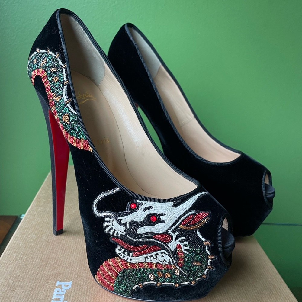 CHRISTIAN LOUBOUTIN Dragon Tattoo Velvet GG Heel Satin $1,595